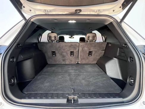 Used 2019 Chevrolet Equinox Premier image 16