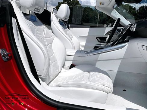 Used 2026 Mercedes-Benz Maybach SL 680 image 8