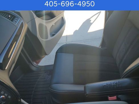 Used 2019 Dodge Grand Caravan SXT image 26