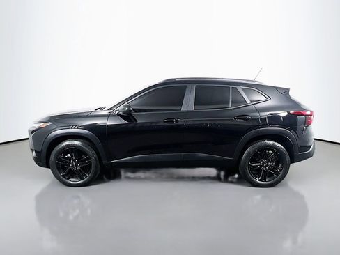 Used 2024 Chevrolet Trax ACTIV w/ Sunroof Package image 8