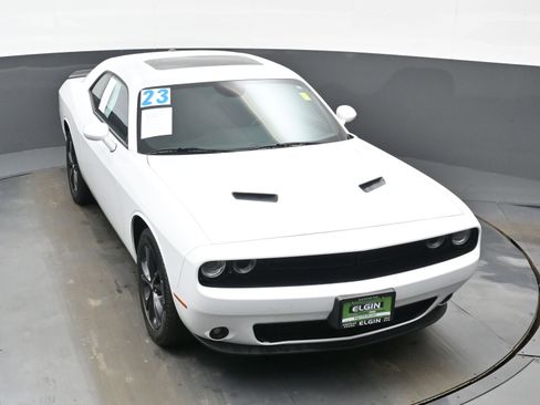 Used 2023 Dodge Challenger SXT w/ Blacktop Package image 37