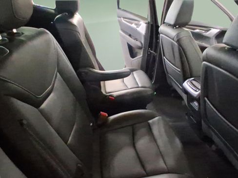 Used 2024 Cadillac XT6 Sport w/ LPO, Onyx Lite Package AWD/4WD image 14