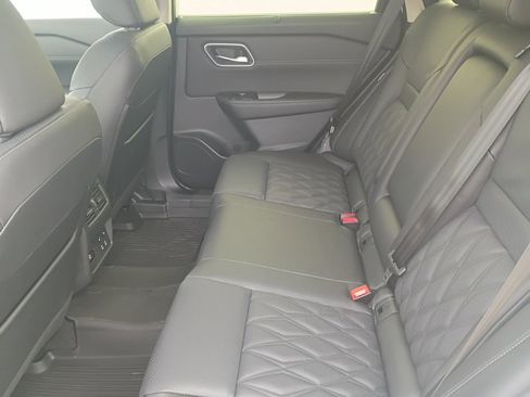 New 2026 Nissan Rogue Platinum w/ Tech Package image 23