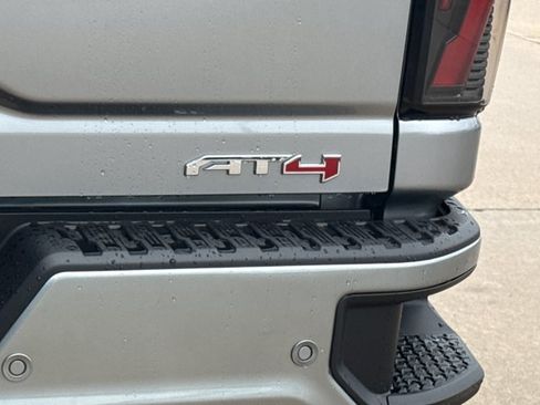 New 2026 GMC Sierra 2500 AT4 w/ AT4 Premium Plus Package AWD/4WD image 10