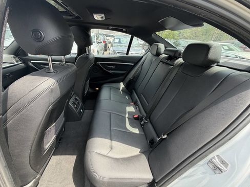 Used 2017 BMW 330e image 28