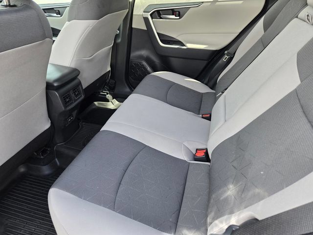 Certified 2025 Toyota RAV4 XLE w/ Convenience Package AWD/4WD image 18