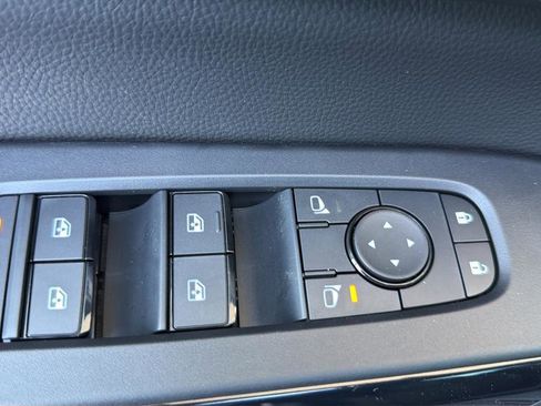 New 2026 Nissan Pathfinder SV AWD/4WD image 20
