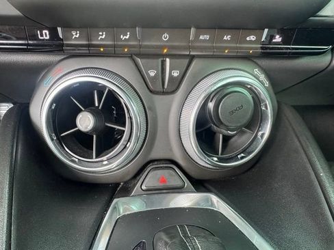 Used 2017 Chevrolet Camaro LT RWD image 15
