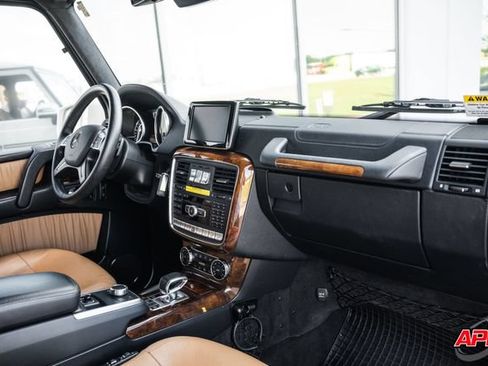 Used 2014 Mercedes-Benz G 63 AMG 4MATIC image 19