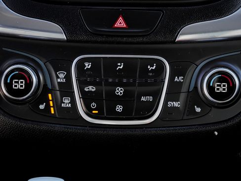 Used 2020 Chevrolet Equinox Premier w/ Premier Redline Edition AWD/4WD image 37