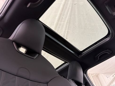 New 2026 MINI Cooper S FWD image 17
