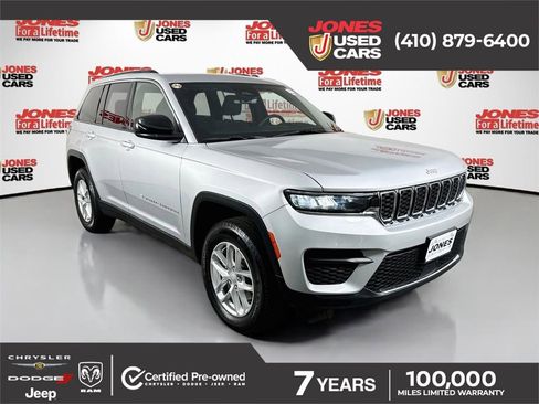 Used 2025 Jeep Grand Cherokee Laredo X AWD/4WD image 1