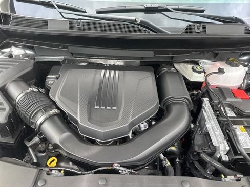 New 2026 Chevrolet Traverse LT w/ Midnight/Sport Edition FWD image 35