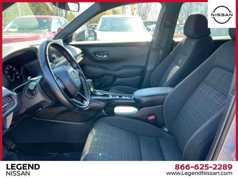 Used 2025 Honda HR-V Sport image 14