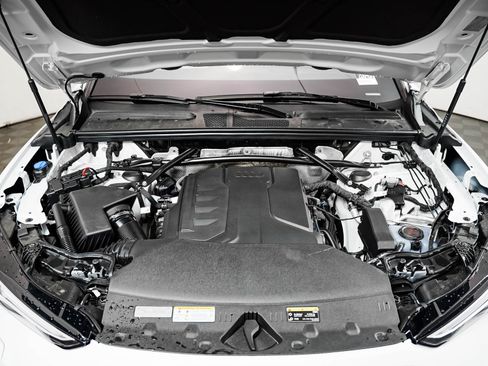 New 2026 Audi Q5 Premium AWD/4WD image 4