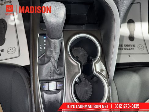 Used 2024 Toyota Camry LE image 23