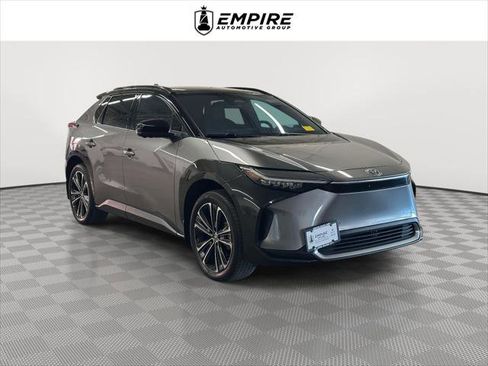 Used 2023 Toyota bZ4X Limited image 1