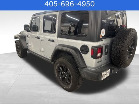 Used 2022 Jeep Wrangler Unlimited Sport image 4