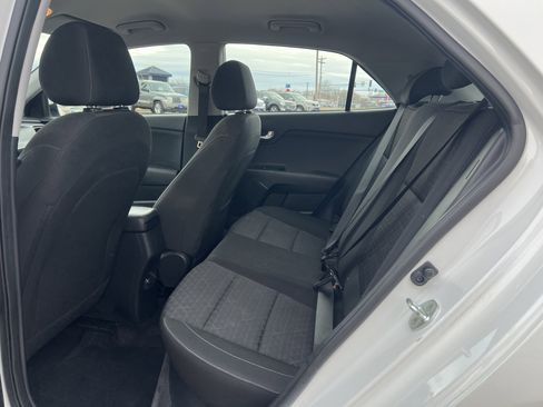 Used 2021 Kia Rio S image 11