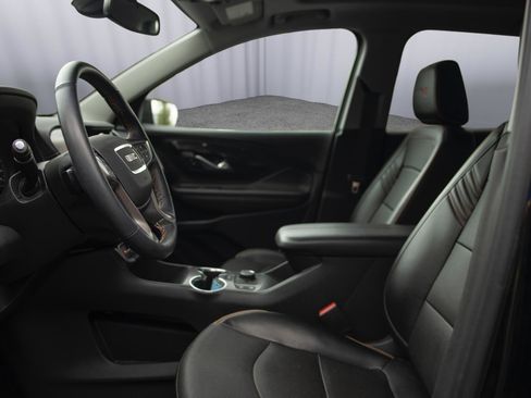 Used 2023 GMC Terrain AT4 w/ Infotainment Package II AWD/4WD image 2