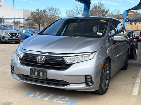 Used 2022 Honda Odyssey Elite image 1