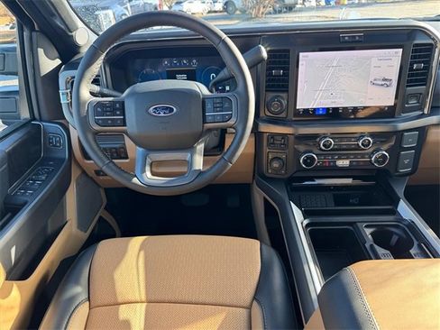 Used 2025 Ford F250 Lariat w/ Lariat Ultimate Package image 14