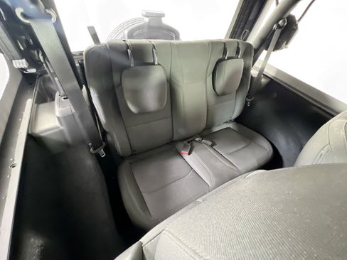 Used 2022 Jeep Wrangler Sport image 24