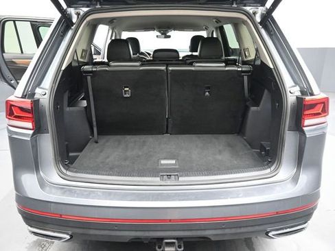 Used 2024 Volkswagen Atlas SE AWD/4WD image 20