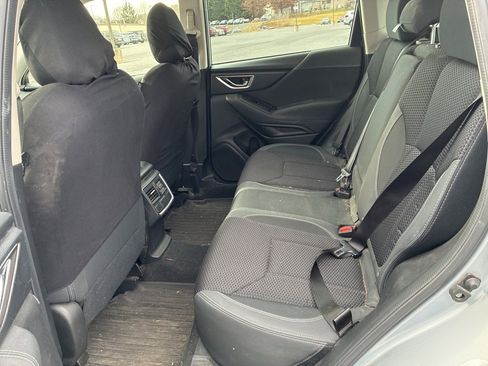 Used 2021 Subaru Forester Premium image 7