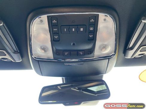 Certified 2023 Chrysler 300 C RWD image 14