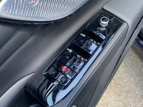 New 2025 Maserati Grecale GT image 18