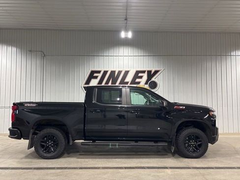 Certified 2022 Chevrolet Silverado 1500 LT Trail Boss w/ Safety Package AWD/4WD image 2