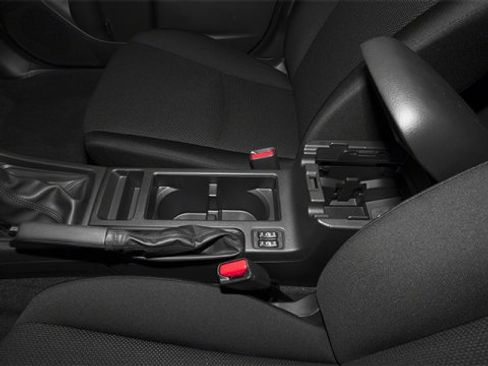 Used 2014 Subaru Impreza 2.0i Premium image 19