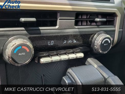 Used 2024 Toyota Tacoma TRD Off-Road AWD/4WD image 17
