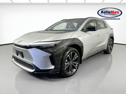 Used 2023 Toyota bZ4X Limited w/ Weather Package image 5