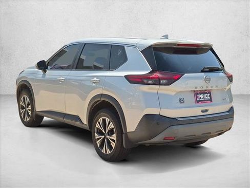 Used 2022 Nissan Rogue SV FWD image 8