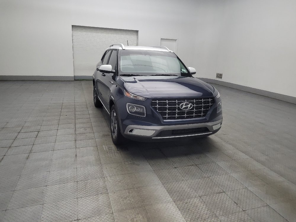 Used 2024 Hyundai Venue Limited FWD image 13