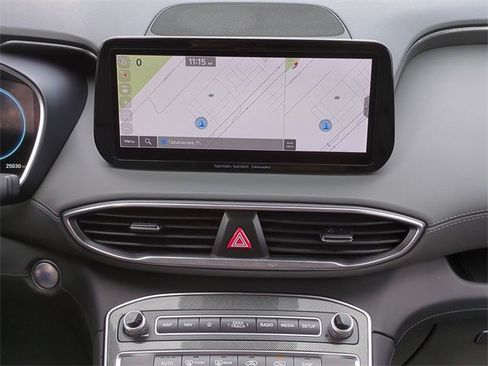 Certified 2023 Hyundai Santa Fe SEL w/ Premium Package image 18