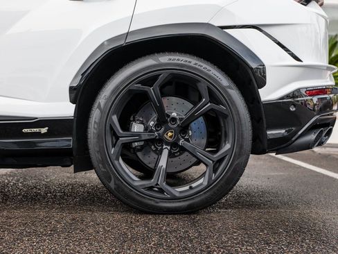 Used 2024 Lamborghini Urus S image 52