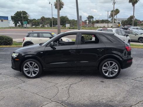 Used 2018 Audi Q3 2.0T Premium w/ Convenience Package AWD/4WD image 8