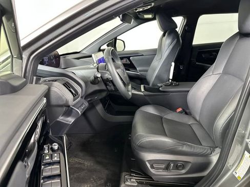 Used 2024 Subaru Solterra Limited image 11