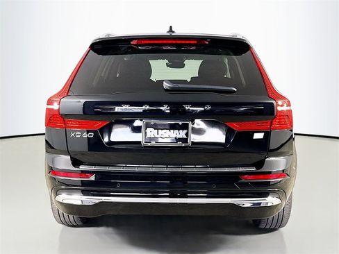 Certified 2023 Volvo XC60 T8 Core w/ Climate Package image 6