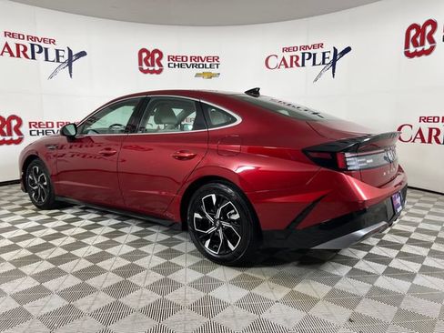 Used 2025 Hyundai Sonata SEL FWD image 5