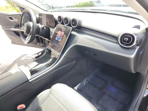 Used 2025 Mercedes-Benz C 300 Sedan image 23