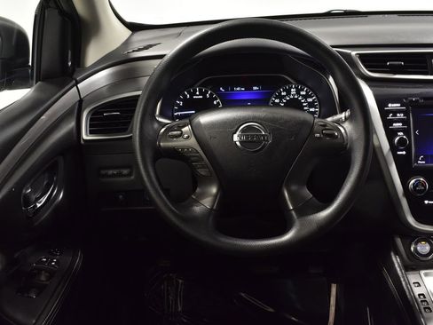 Used 2020 Nissan Murano S w/ Technology Package image 12
