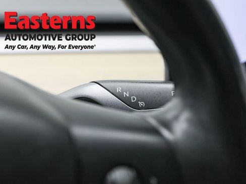 Used 2018 Tesla Model 3 Long Range image 13