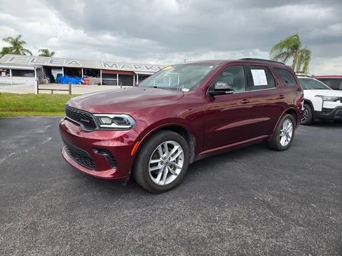 Used 2024 Dodge Durango GT RWD image 4