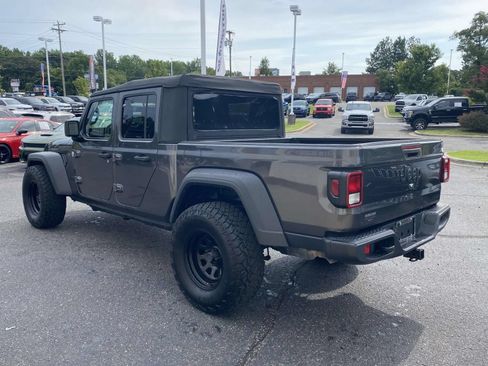Used 2021 Jeep Gladiator Sport AWD/4WD image 5