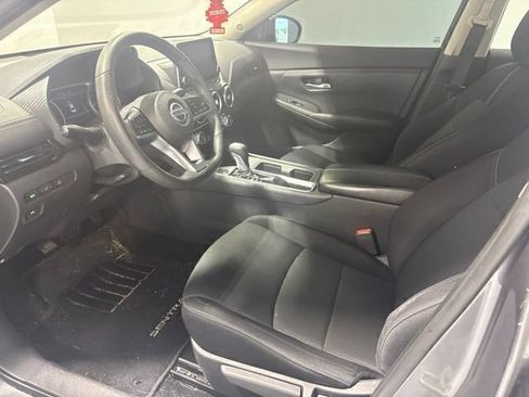 Used 2021 Nissan Sentra SV FWD image 12