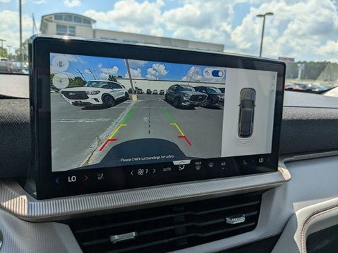 New 2025 Ford Explorer Active w/ Active Comfort Package image 22